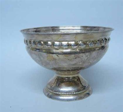 Continental silver bowl    Hand-hammered