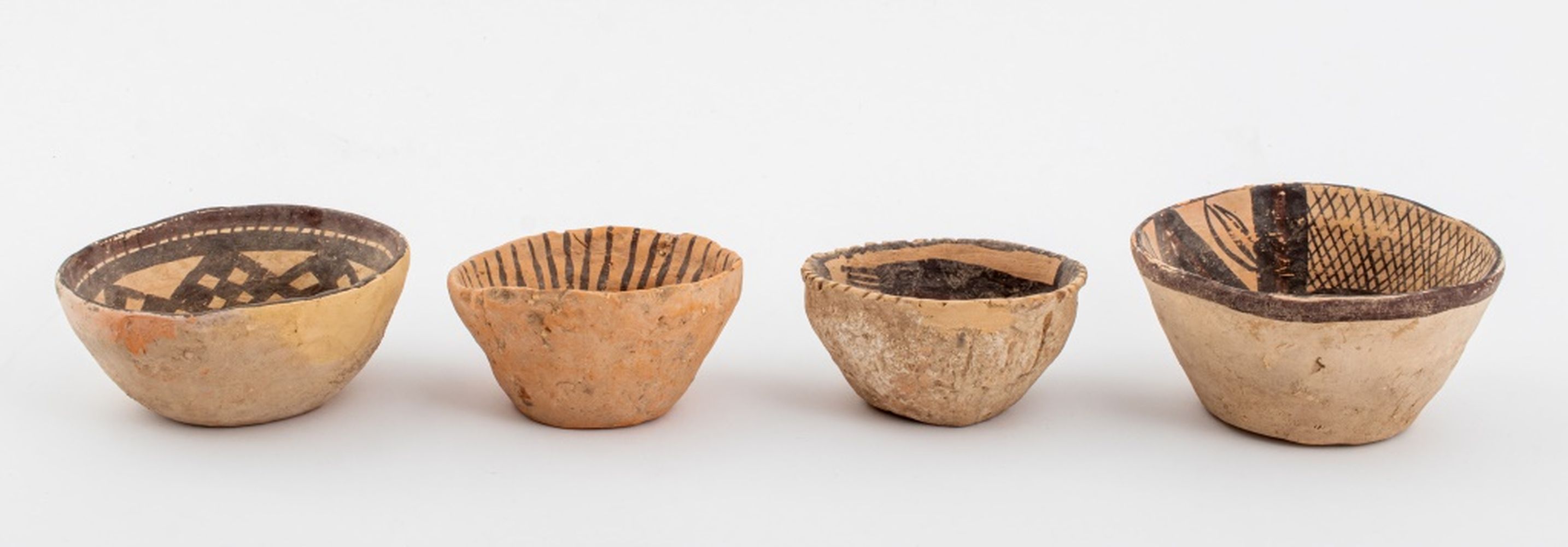 CHINESE NEOLITHIC PAINTED POTTERY BOWLS,