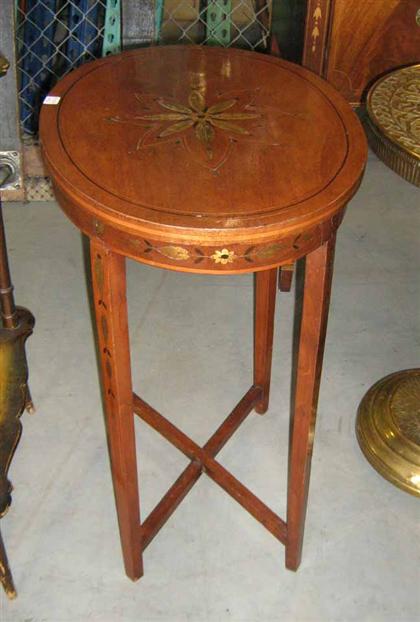 Adams style side table The oval 4c6fa