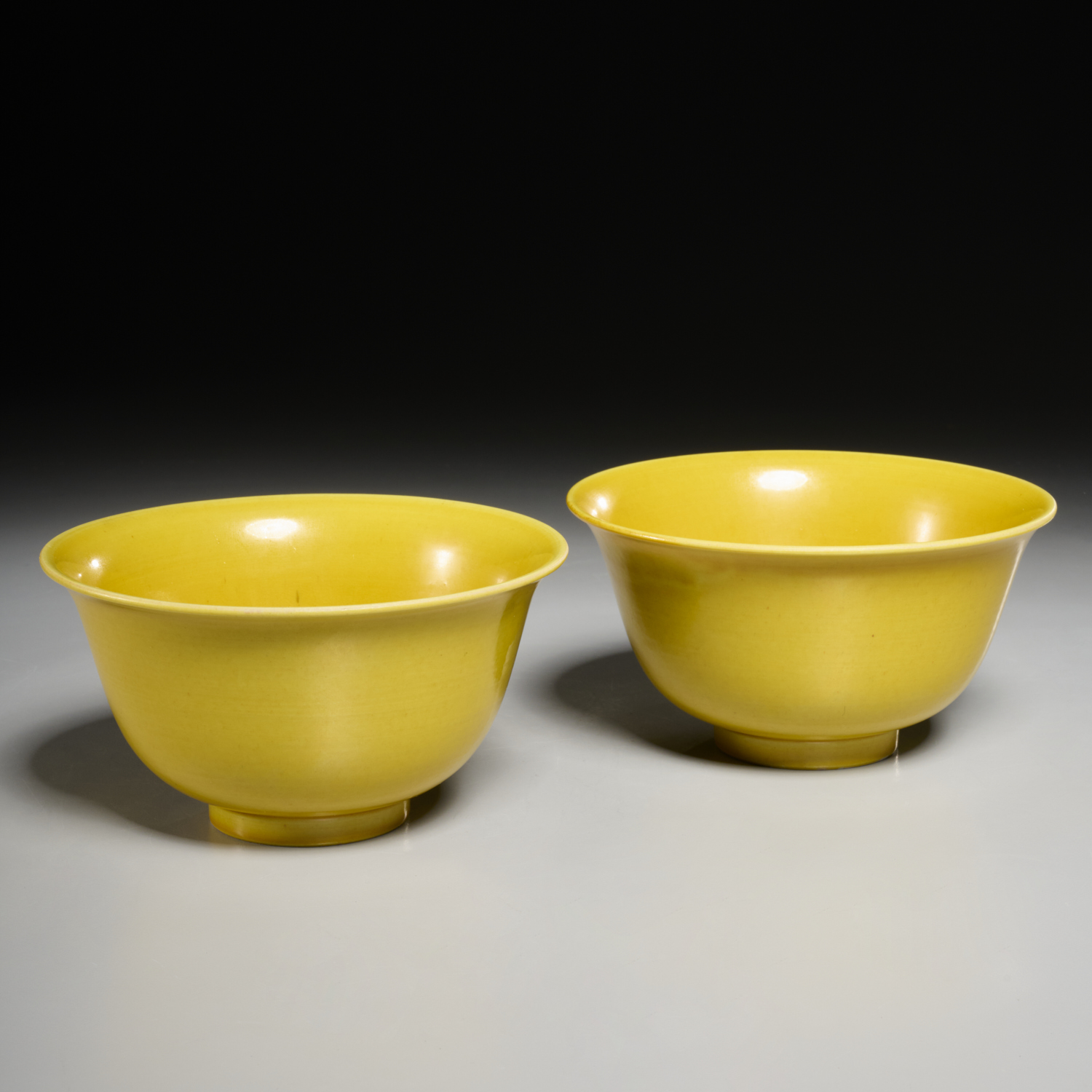 PAIR JAPANESE MONOCHROME YELLOW 2fc5d8