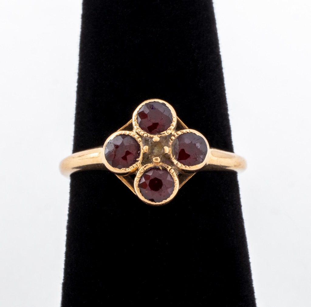 VINTAGE 10K YELLOW GOLD GARNET 2fc6ad