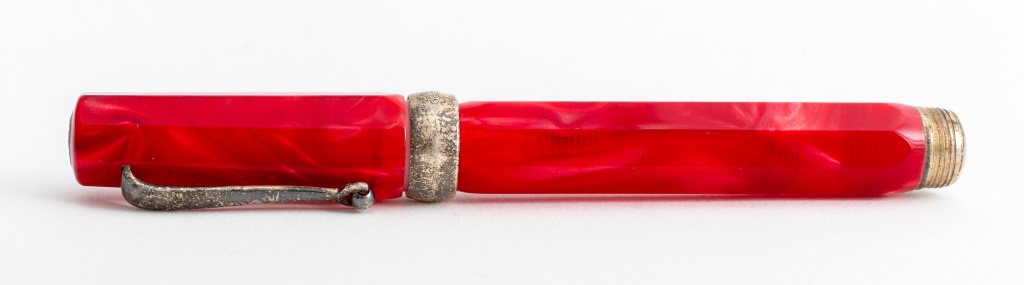 ITALIAN MONTEGRAPPA RED FOUNTAIN 2fc703