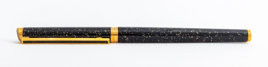 DUNHILL LACQUERED FOUNTAIN PEN 2fc6fb