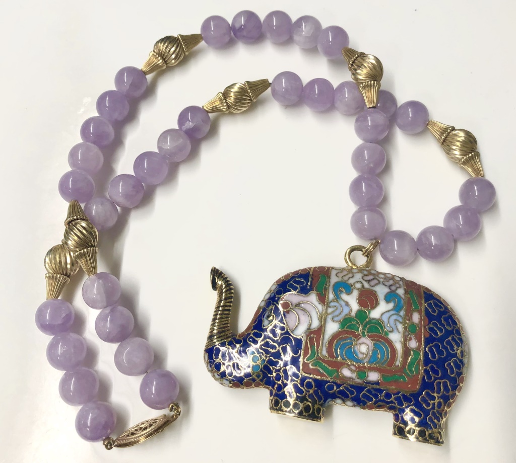 ASIAN AMETHYST CLOISONNE ELEPHANT 2fc7ec