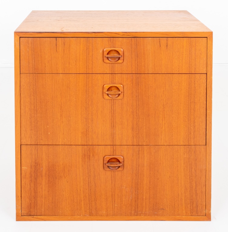 DANISH MODERN WALNUT VENEER NIGHTSTAND