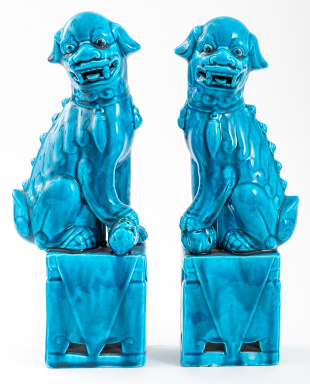 CHINESE TURQUOISE GLAZED FOO LION SCULPTURES,