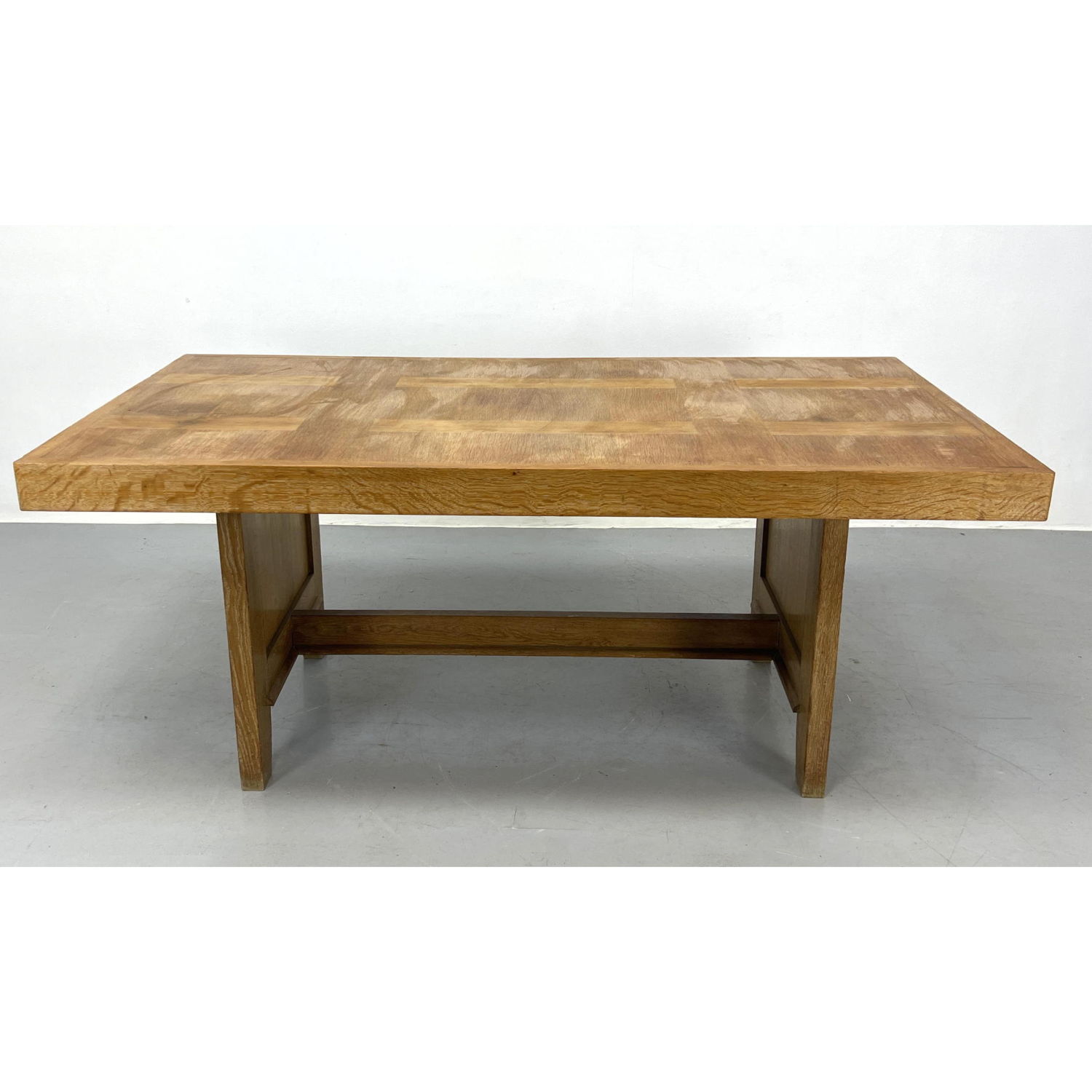 Guillerme et Chambron Dining Table  2fce3c