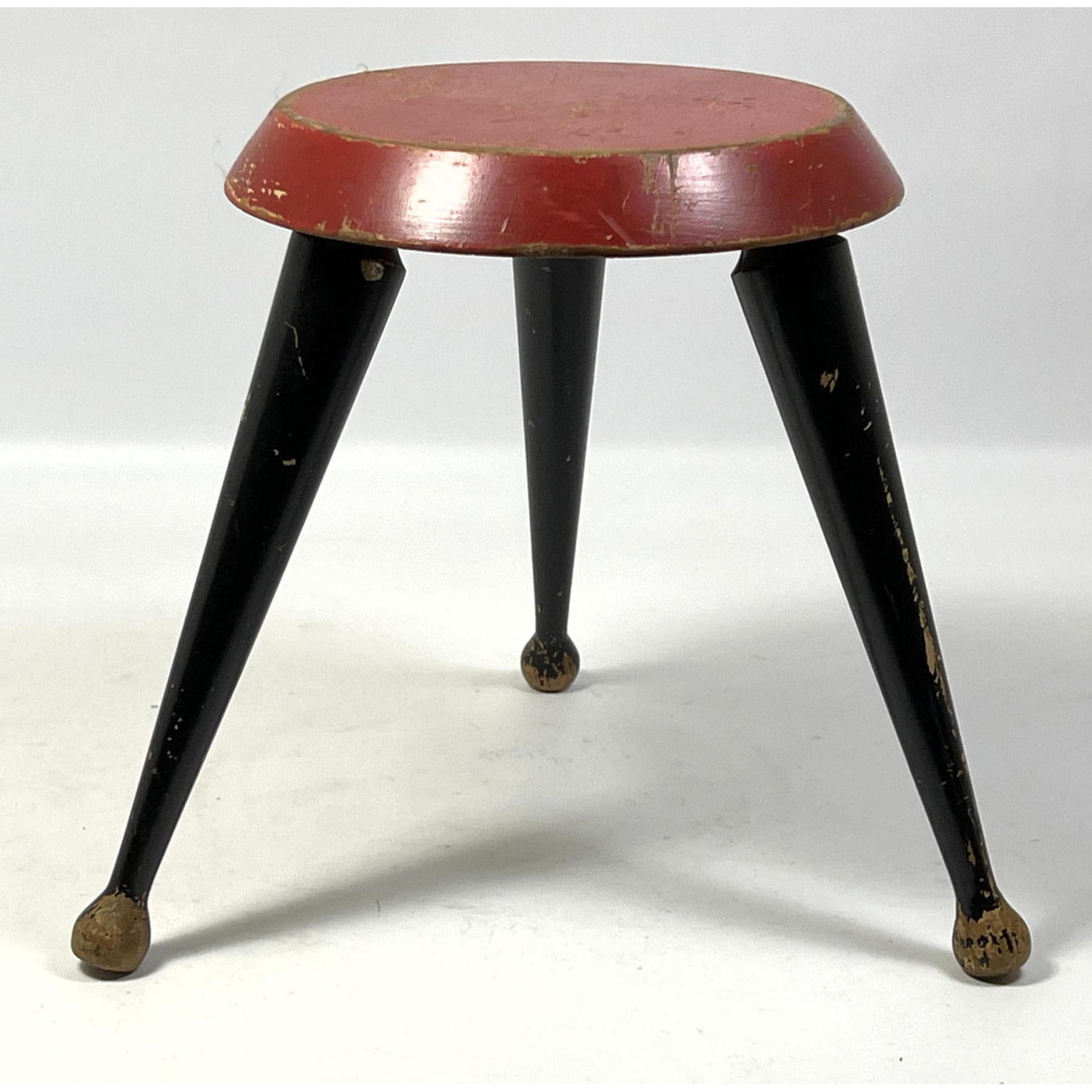 Small French 3 Leg Stool with Drumstick 2fce47