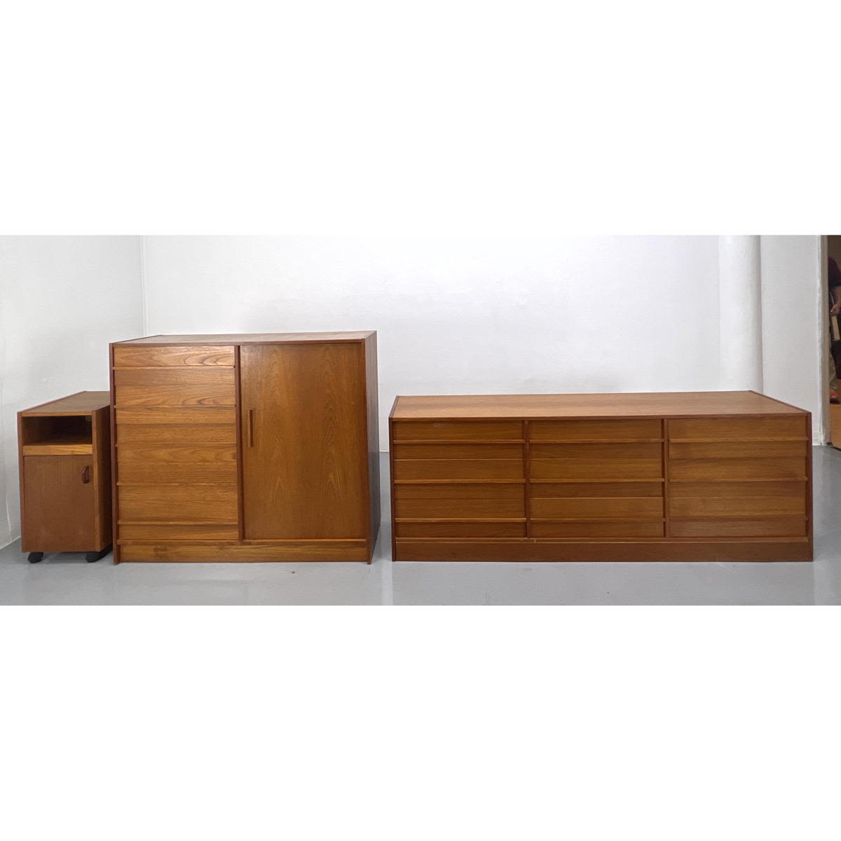 3 pc Danish Modern teak bedroom Set.