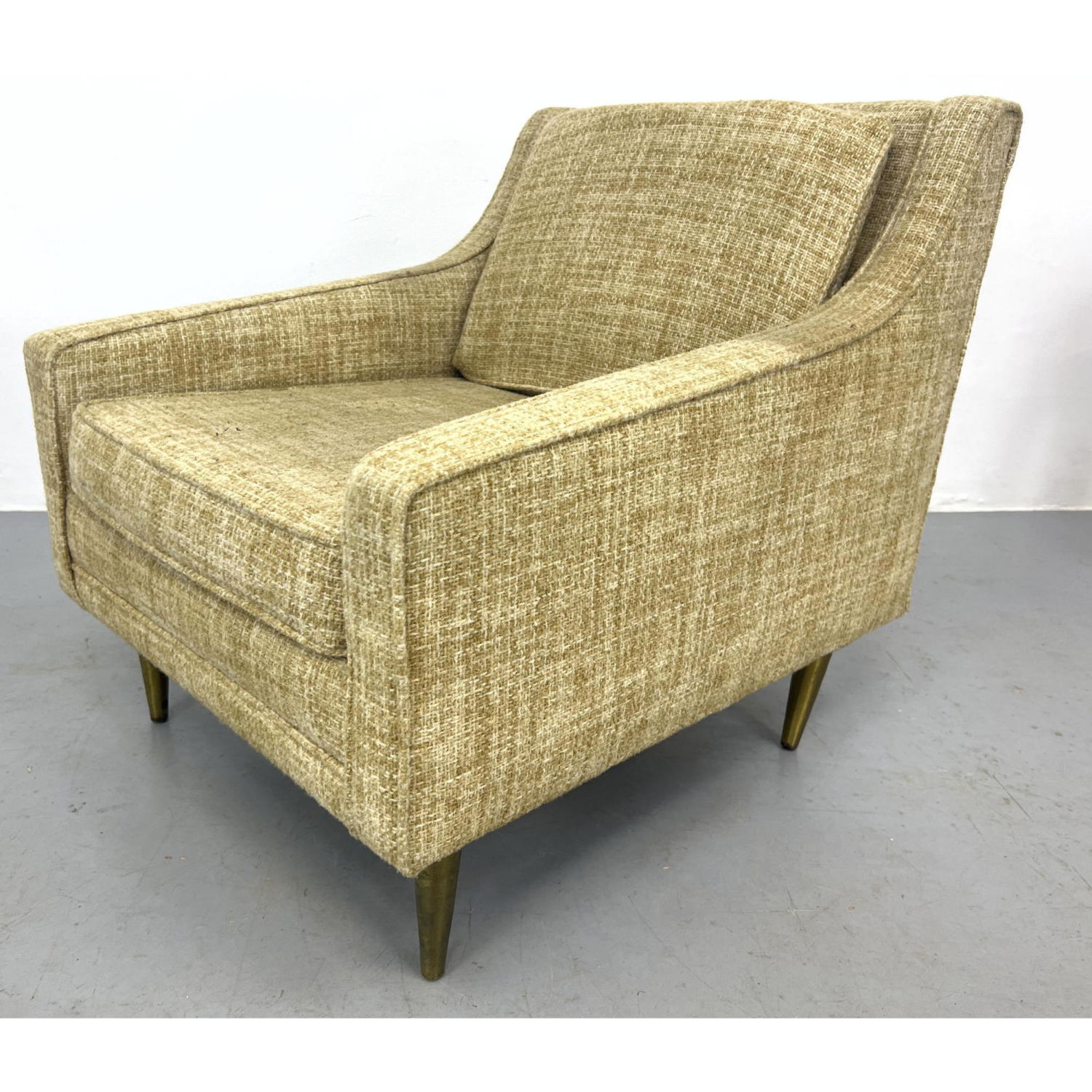 Upholstered Modernist Lounge Chair  2fcf3a