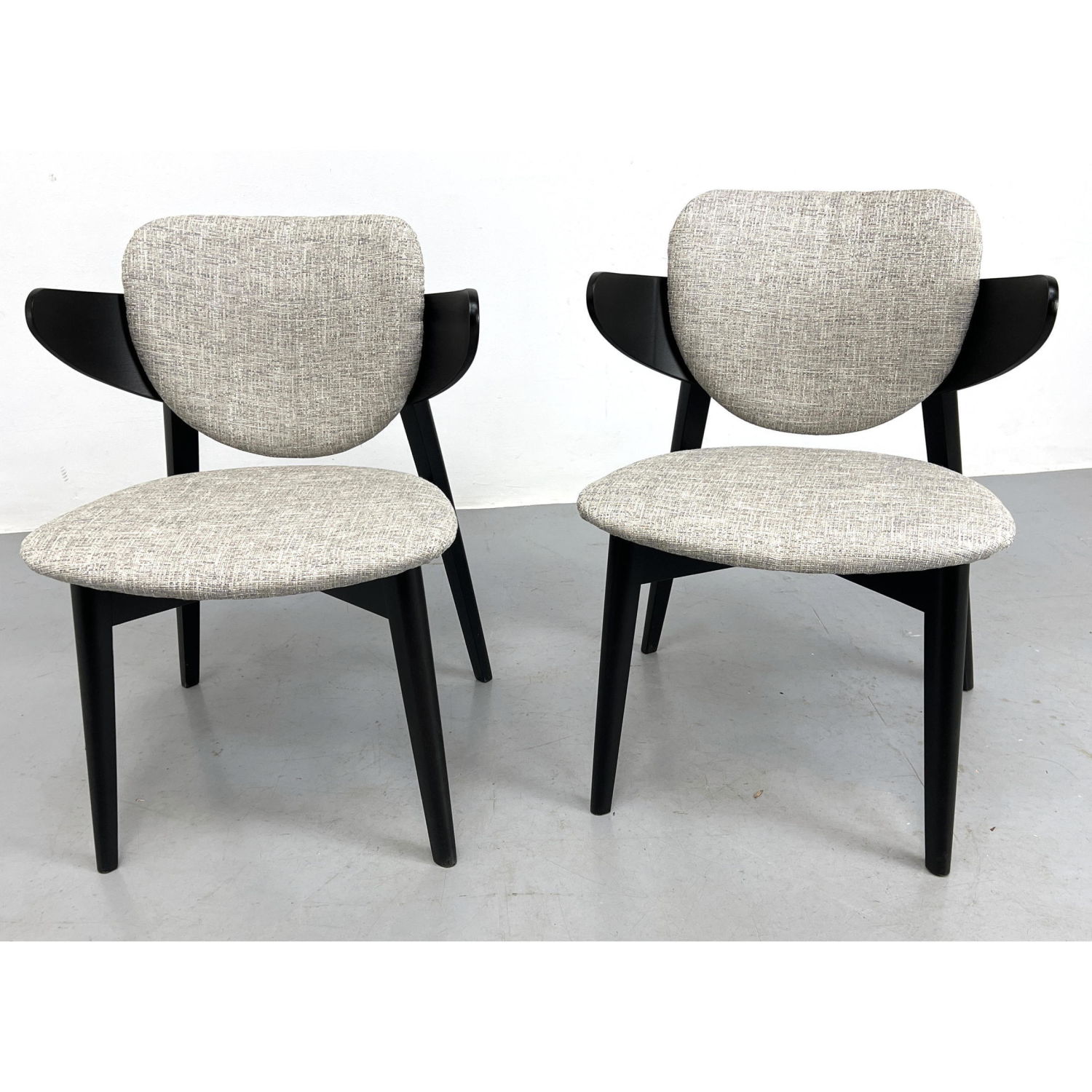 Pr Ebonized Modernist Side Chairs  2fcf5f