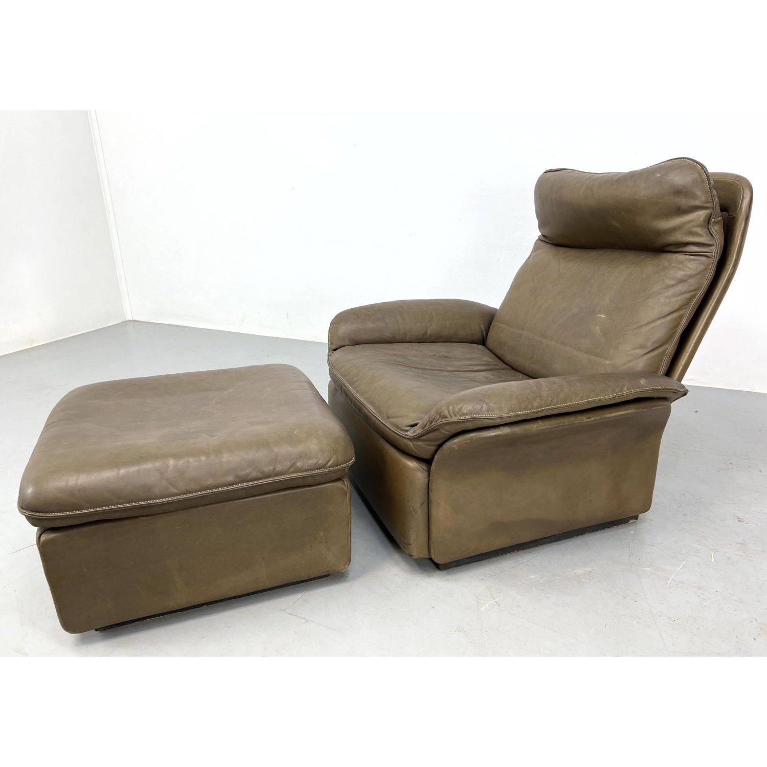 DeSede DS49 Leather Lounge Chair Ottoman 2fcf89