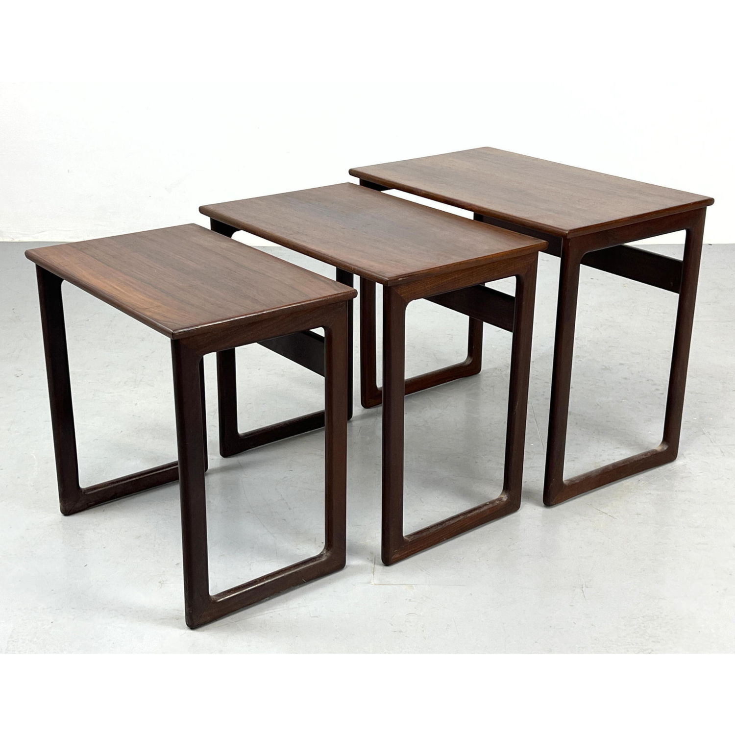3pc Set Rosewood Nesting Tables.