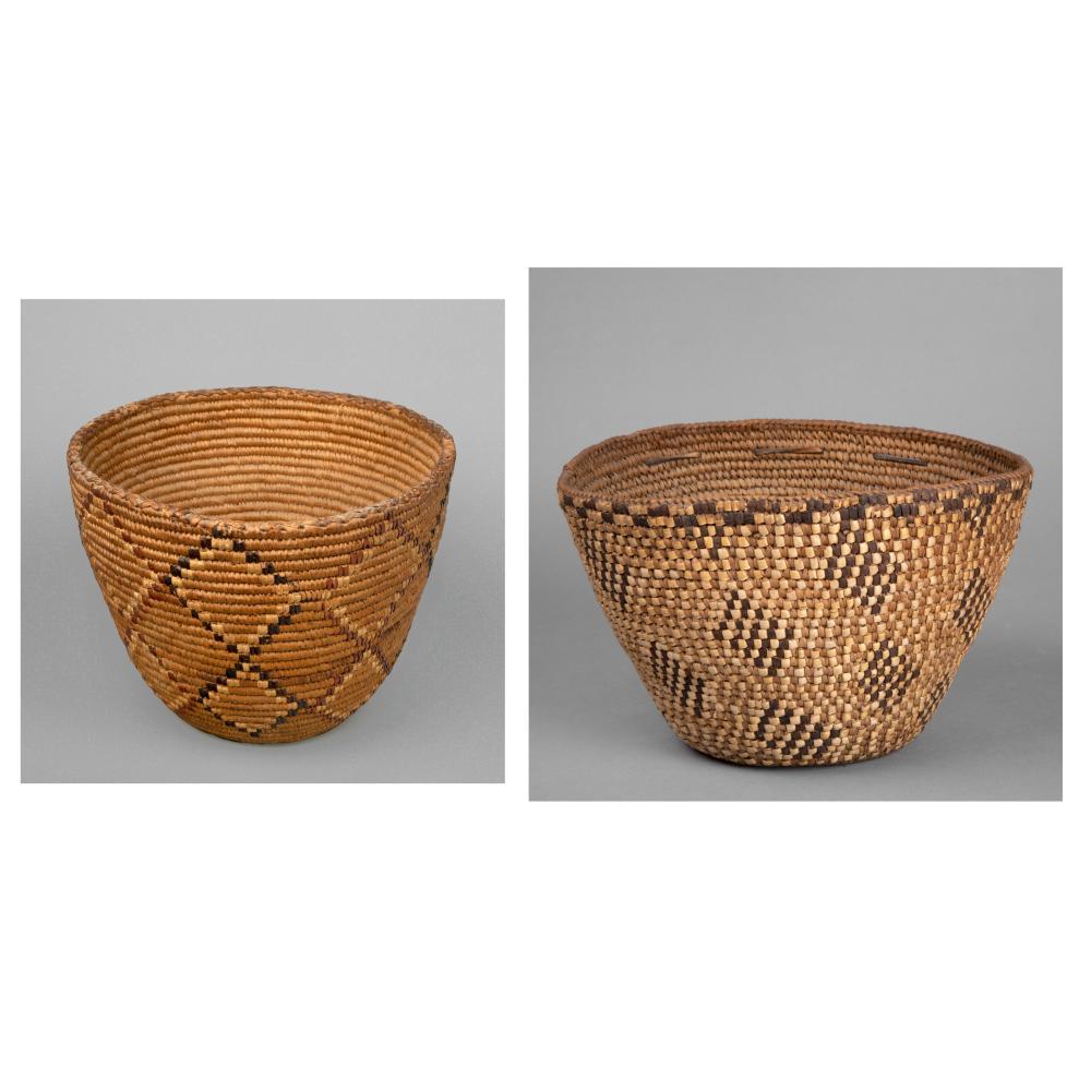 SALISH PAIR OF BASKETSPair of  2fd06c