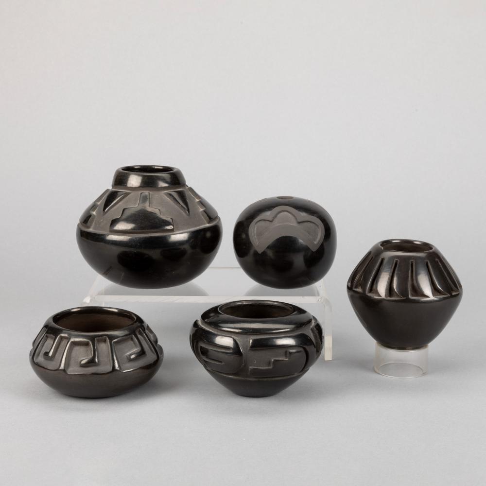 SANTA CLARA, GROUP OF FIVE BLACKWARE