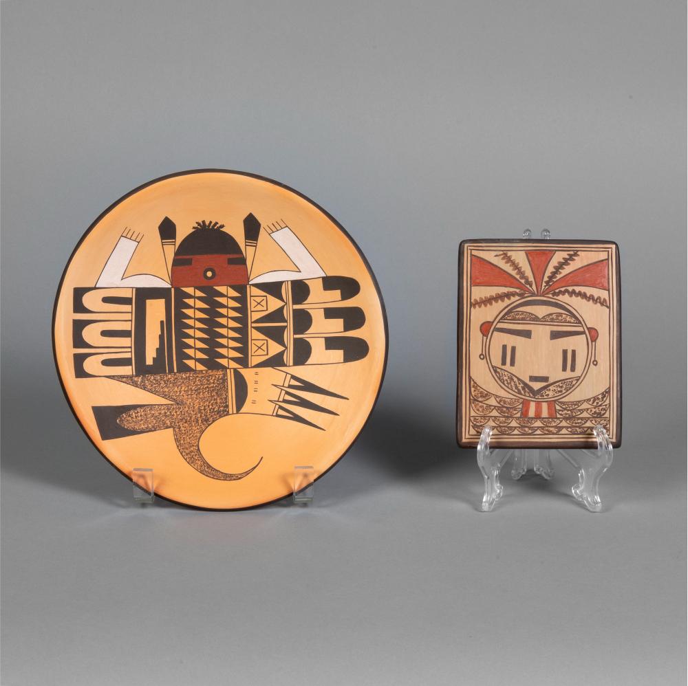 HOPI TEWA PAIR OF TWO FIGURAL 2fd10a