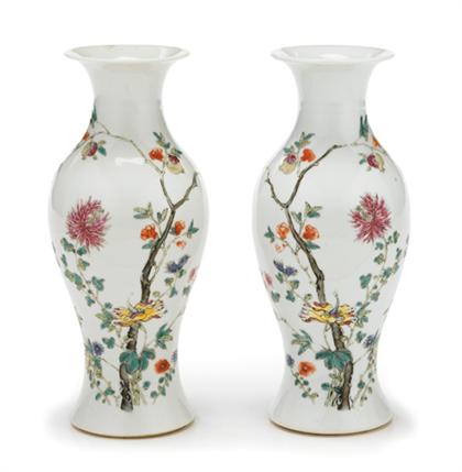 Pair of Chinese famille rose porcelain 4c826