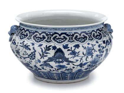 Large Chinese blue and white jardiniere