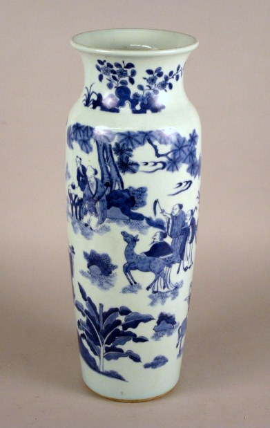 Large Chinese blue and white sleeve