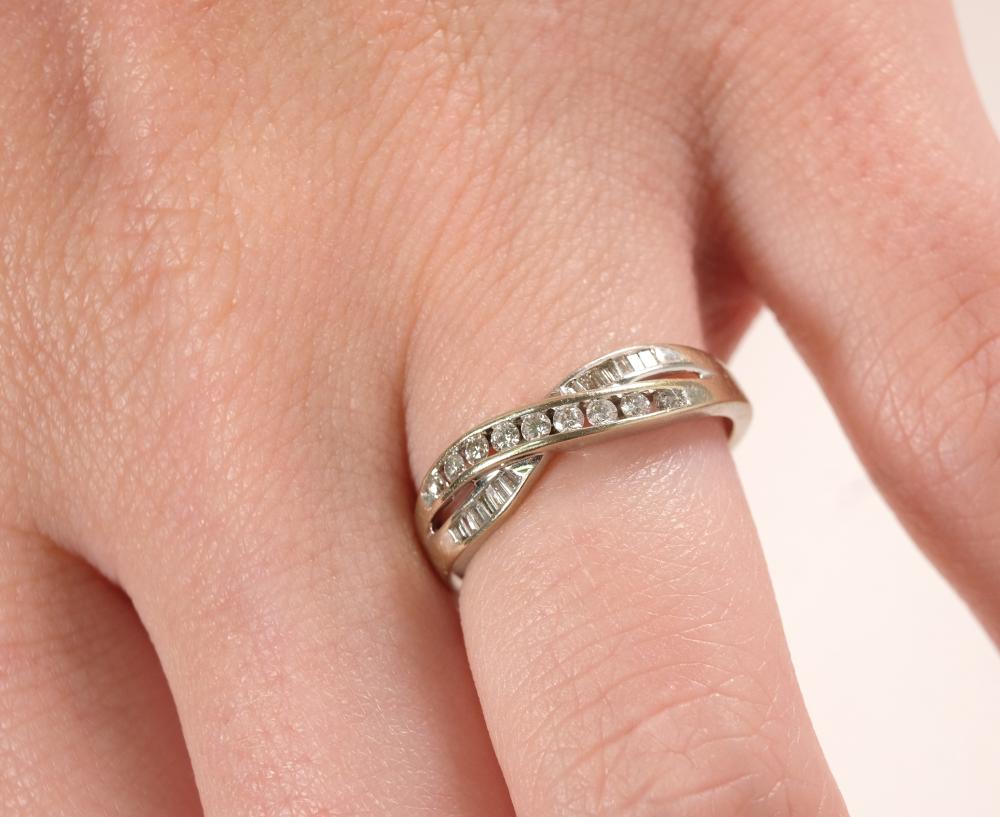 14K WHITE GOLD & DIAMOND ETERNITY