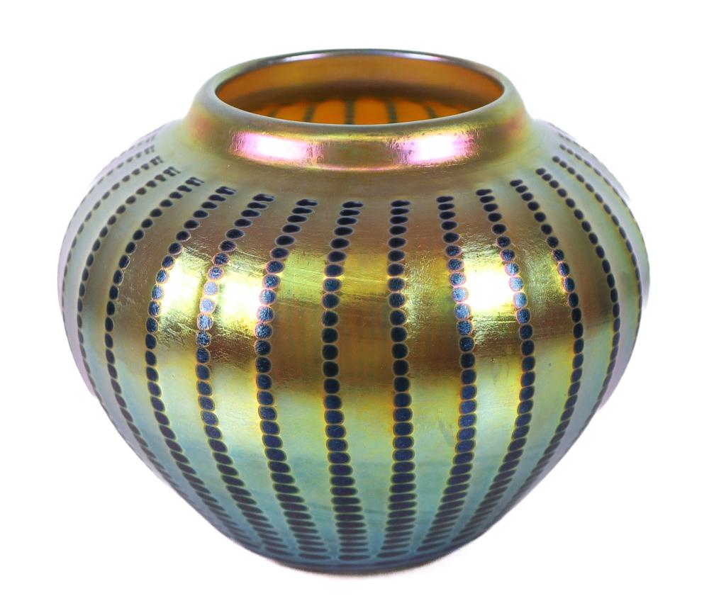 IRIDESCENT GOLD COBALT RIBBED VASE 2fffe5