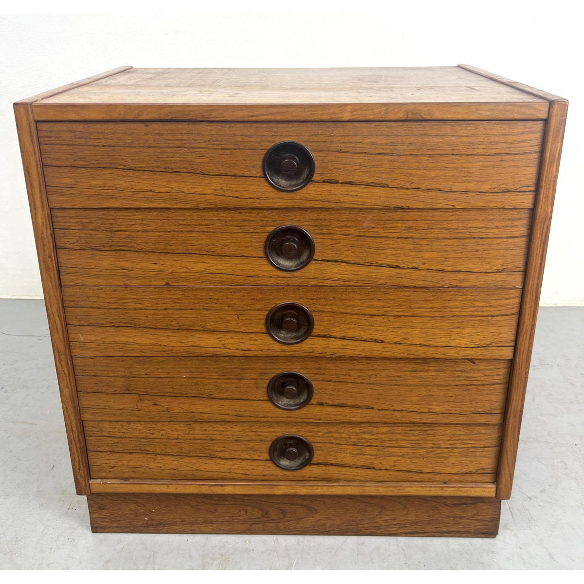 Rosewood Danish Modern Chest of 3003db