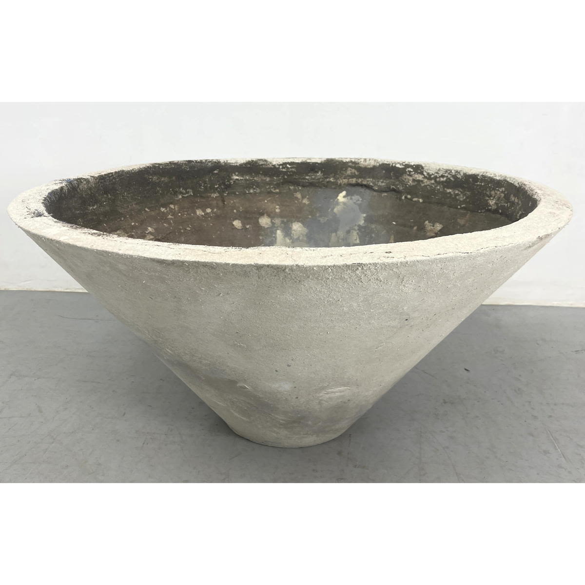 Willy Guhl style Cone form Planter  300424