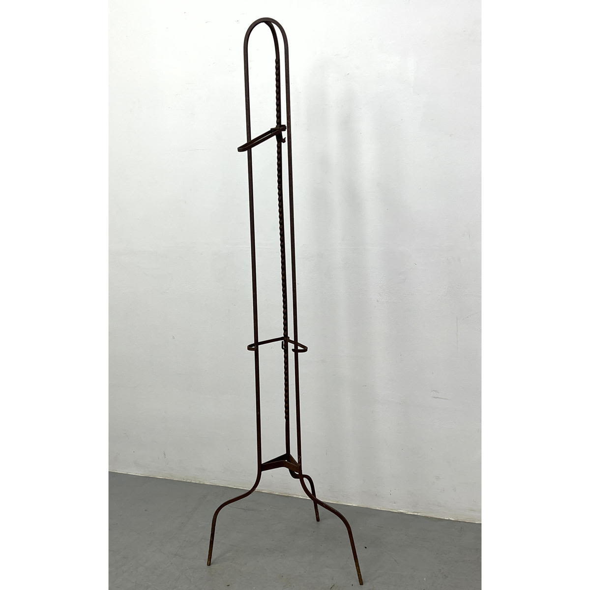 Iron adjustable easel French style  30042d