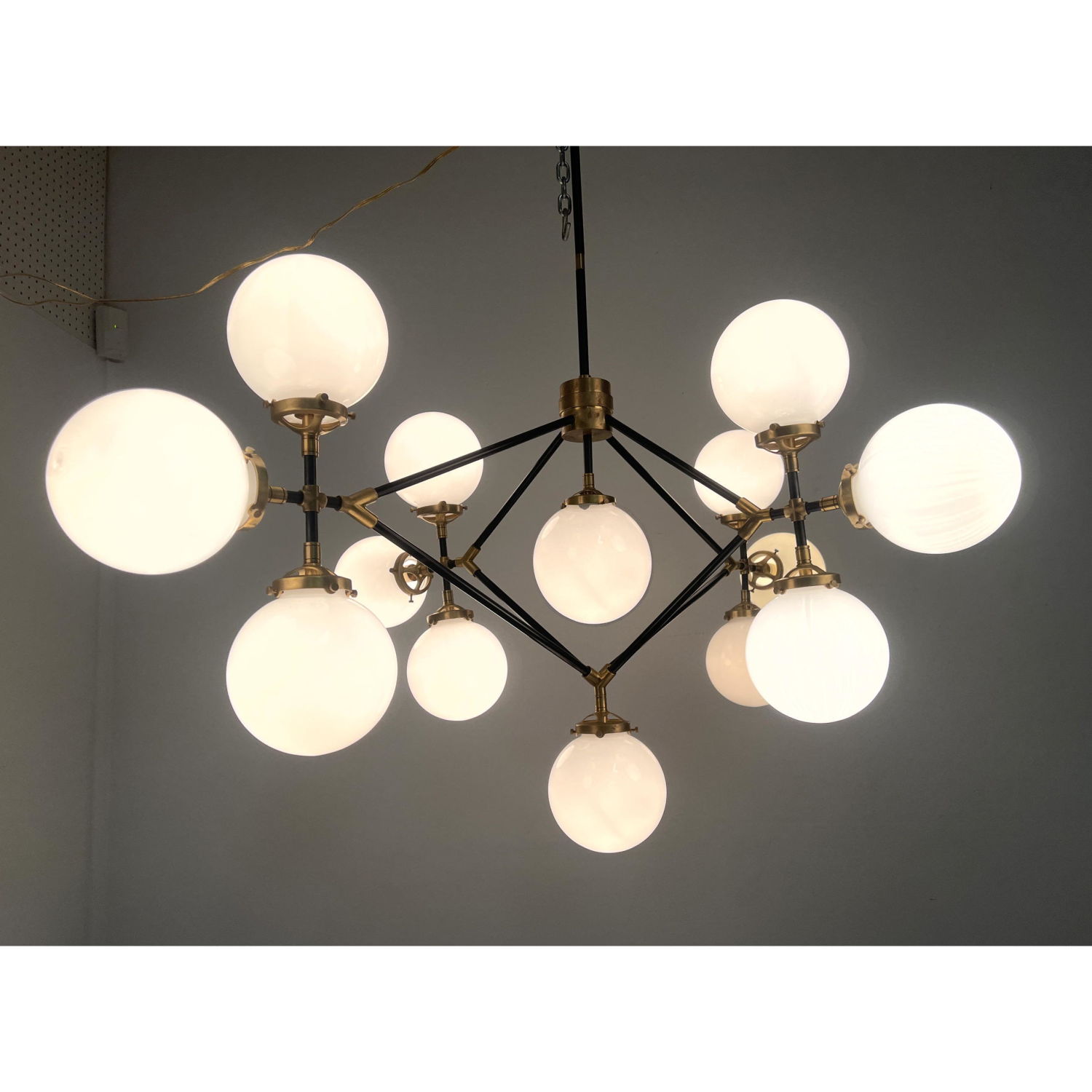 Modernist Atomic Chandelier pendant 30044f