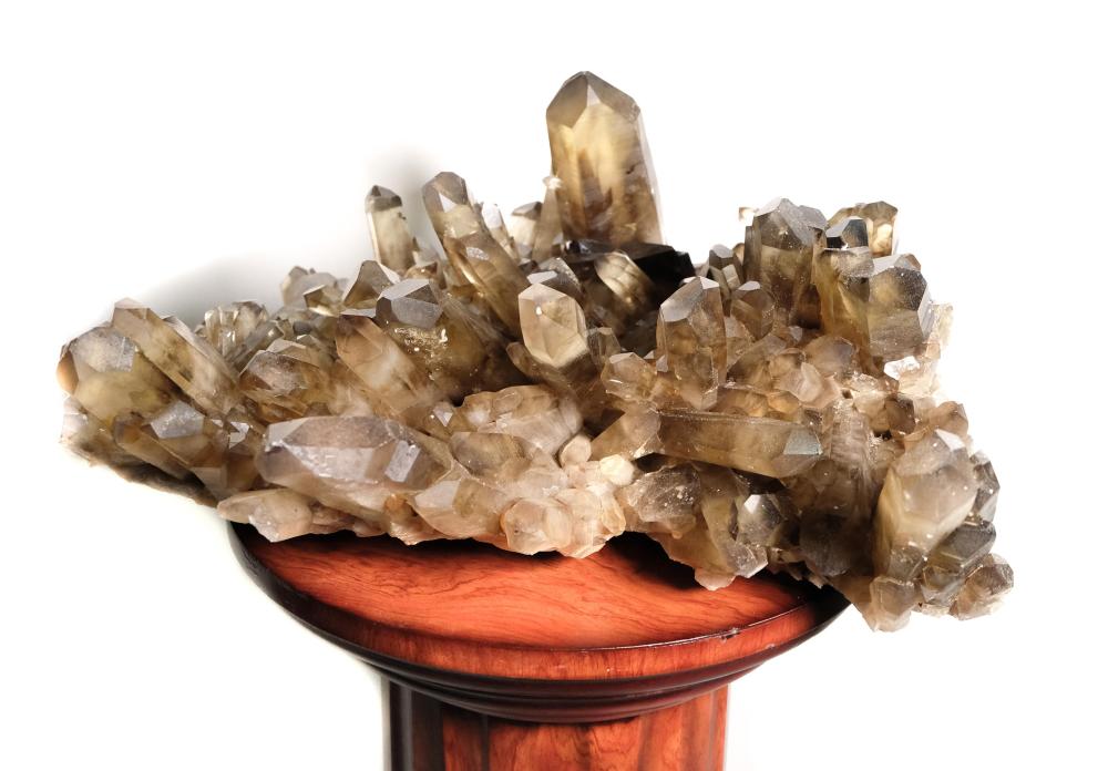 LARGE NATURAL QUARTZ CRYSTAL W POINTS 300518