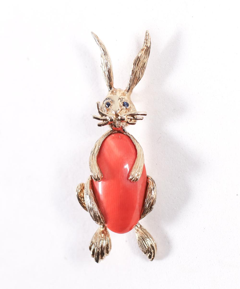14K YG RABBIT WITH CORAL CABOCHON 300572