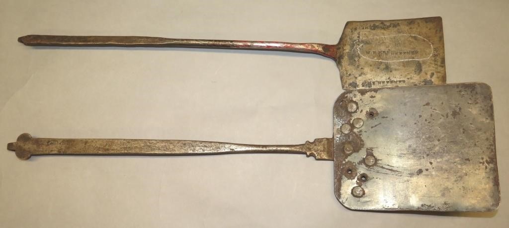 2 IRON SPATULASca. 20th century;