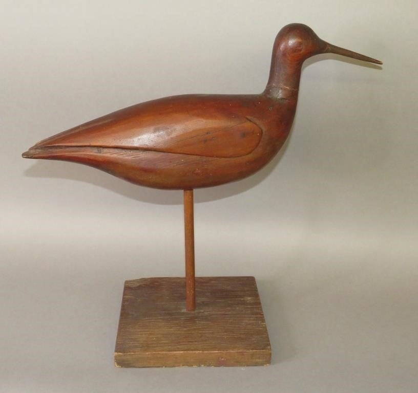 PRIMITIVE CARVED AND VARNISHED SHOREBIRD