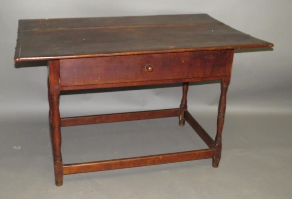 TAVERN TABLEca. 1760; in softwood with