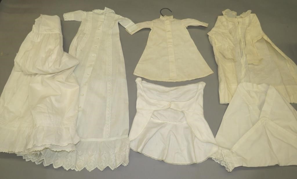 6 ASSORTED WHITE COTTON VINTAGE 3007ab