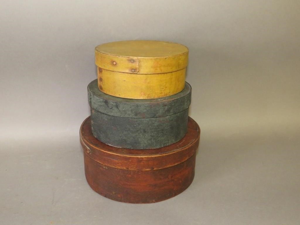 3 VARIOUS PAINTED ROUND LIDDED 300bc3