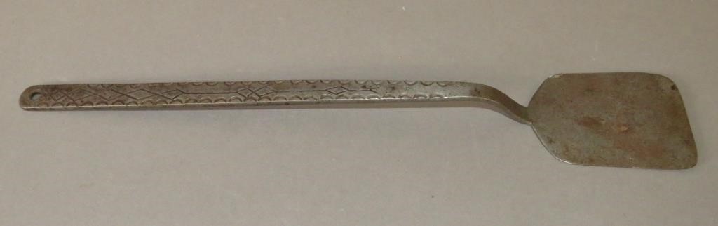 PRIMITIVE FORM TOOL DECORATED WROUGHT 300d0a