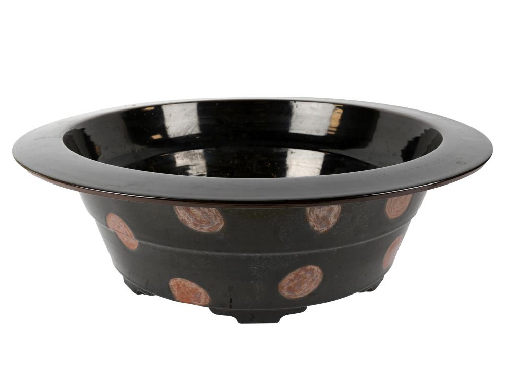 CHINESE BLACK & RED GLAZED CERAMIC