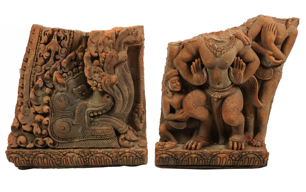 TWO INDIAN OR SOUTHEAST ASIAN TERRACOTTA 300f88