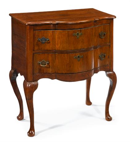 Dutch walnut commode late 18th 4cabc