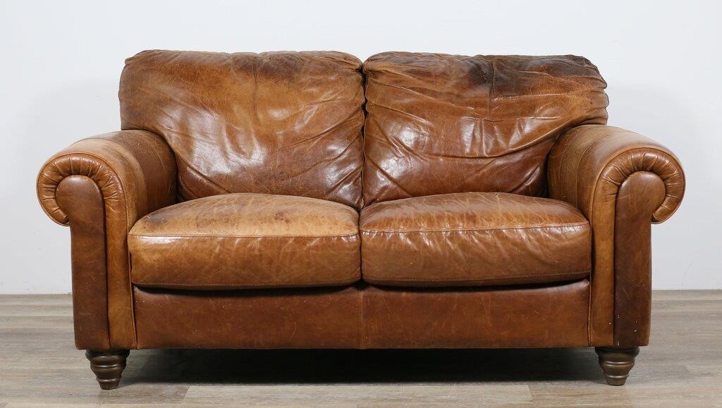 NATUZZI STYLE ITALIAN LEATHER LOVESEAT