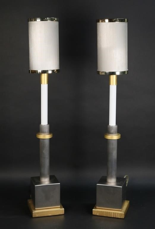 PAIR OF MODERN TABLE LAMPSPair 2fec41