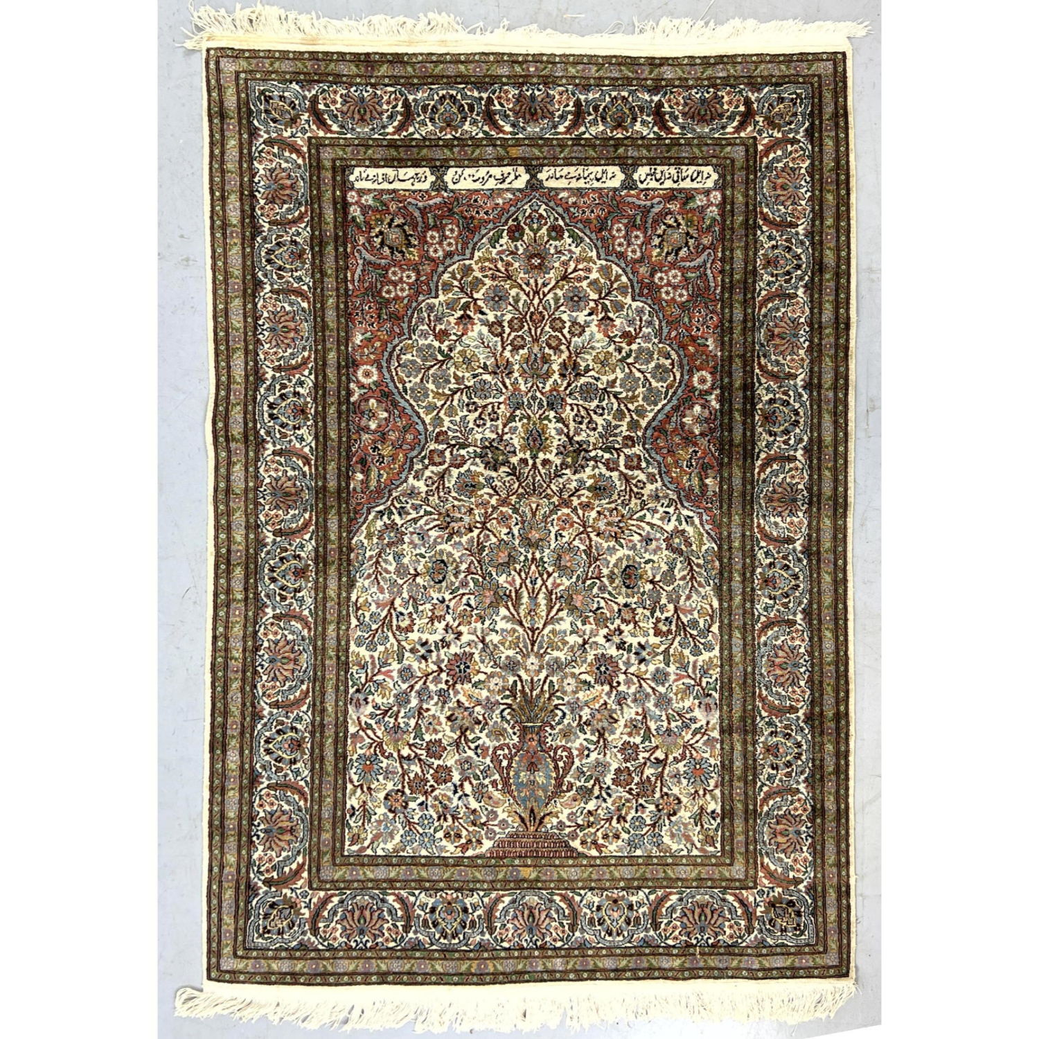 6' x 4' silk hand made prayer rug