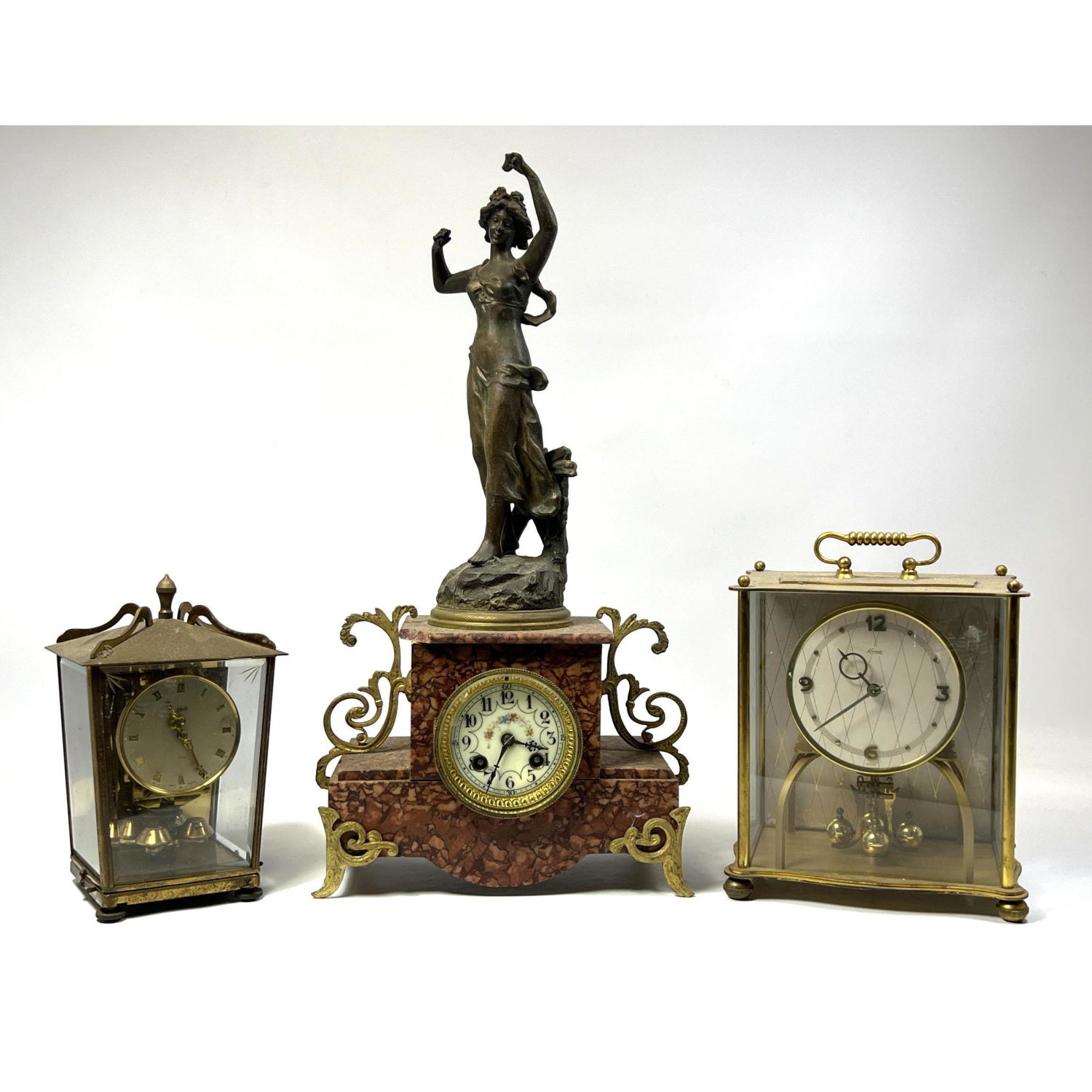 3pc Collection of Vintage Clocks  2fee4e
