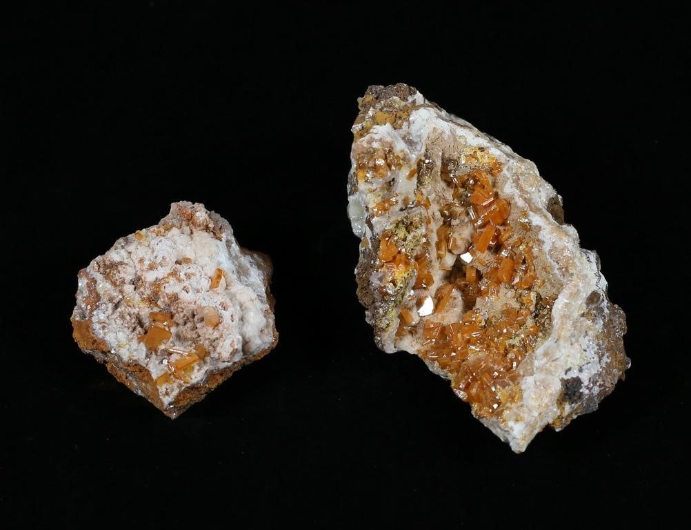 TWO SPECIMENS OF WULFENITEBoth 2fef1c