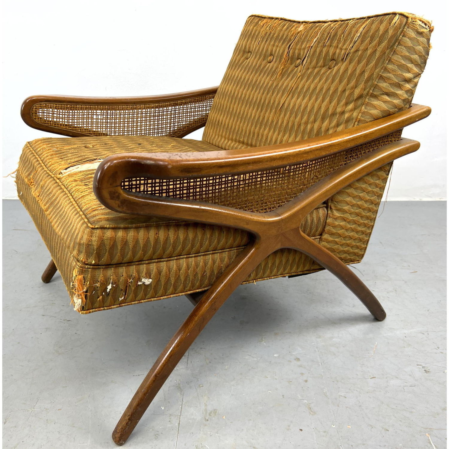 Elegant Italian style Wood Lounge Chair.