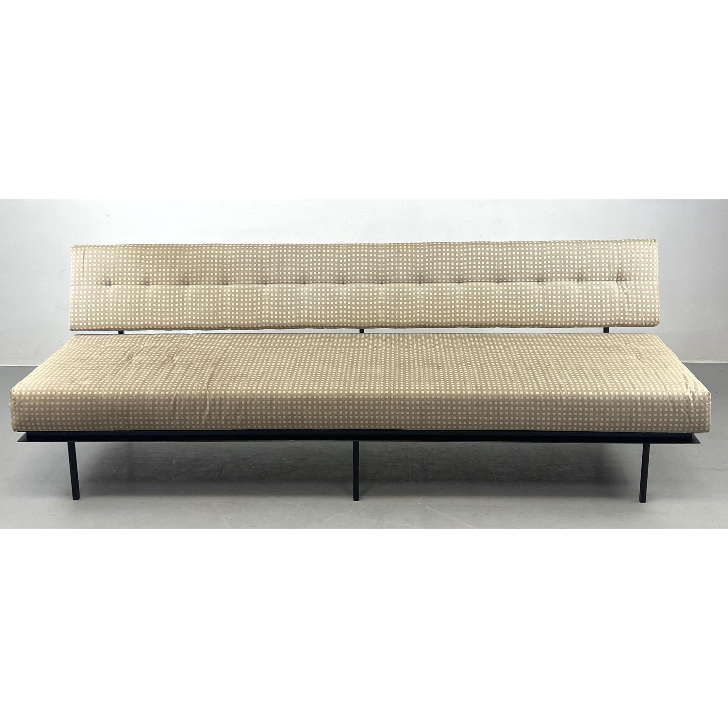 Florence Knoll 575 Sofa Couch.