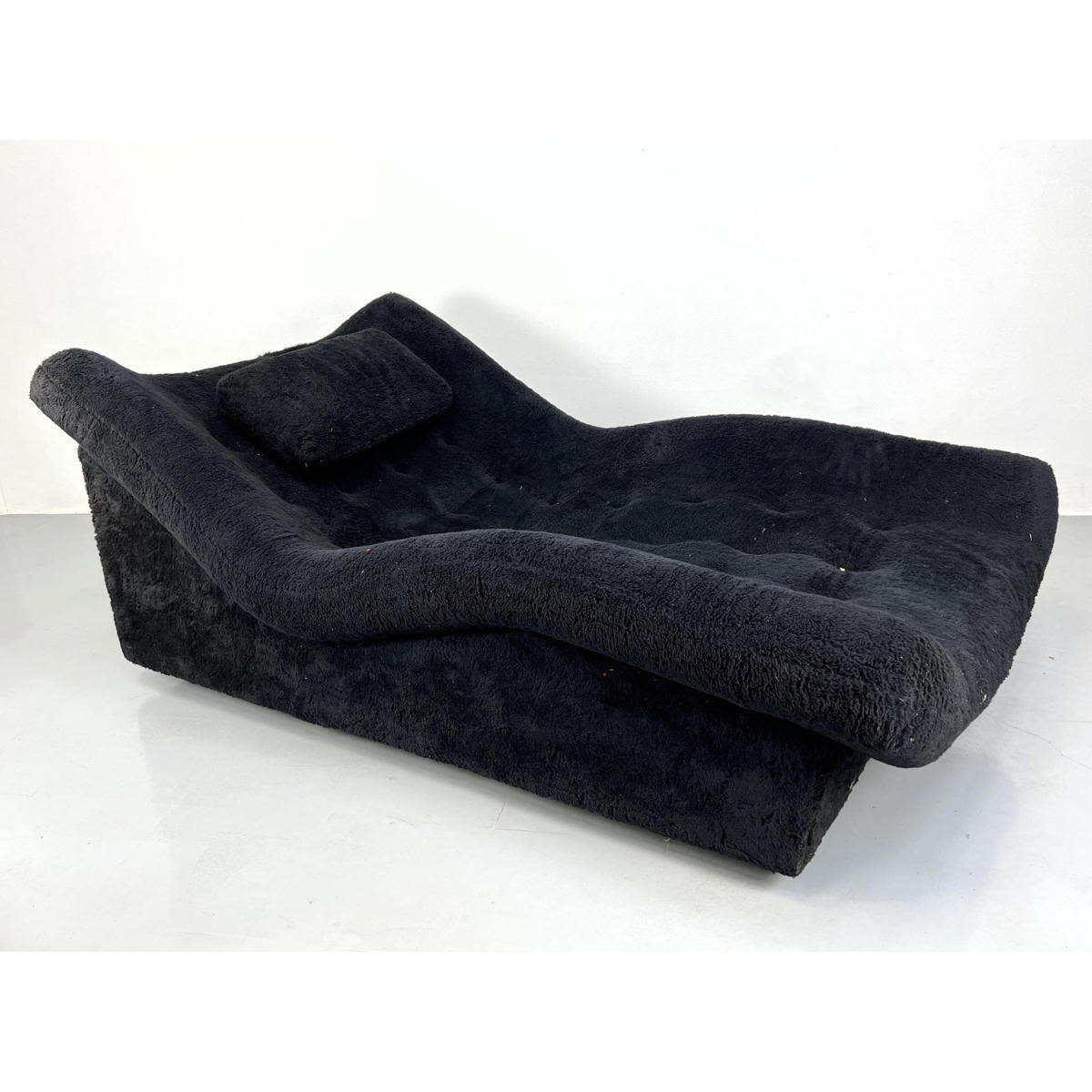 Oversized Modernist Wave Chaise