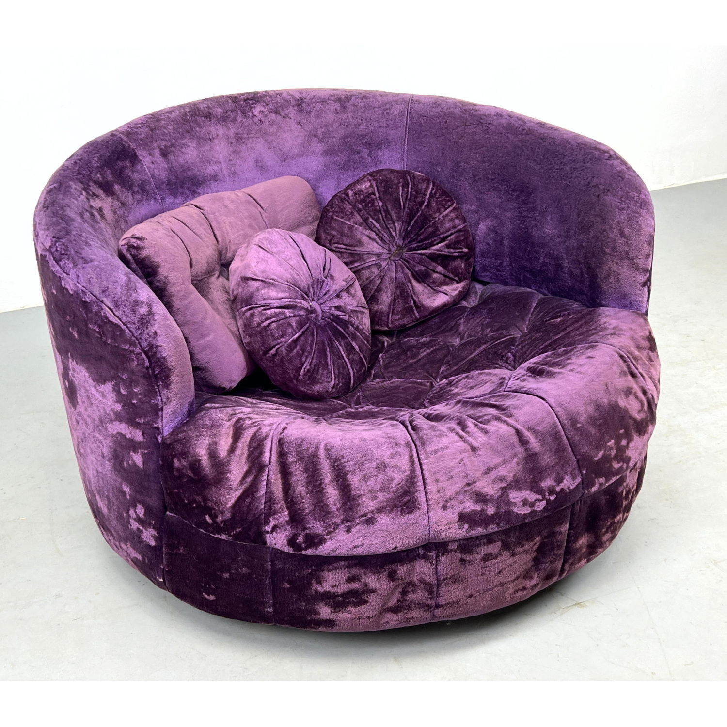 Purple Velvet Round Oversized Lounge 2ff164