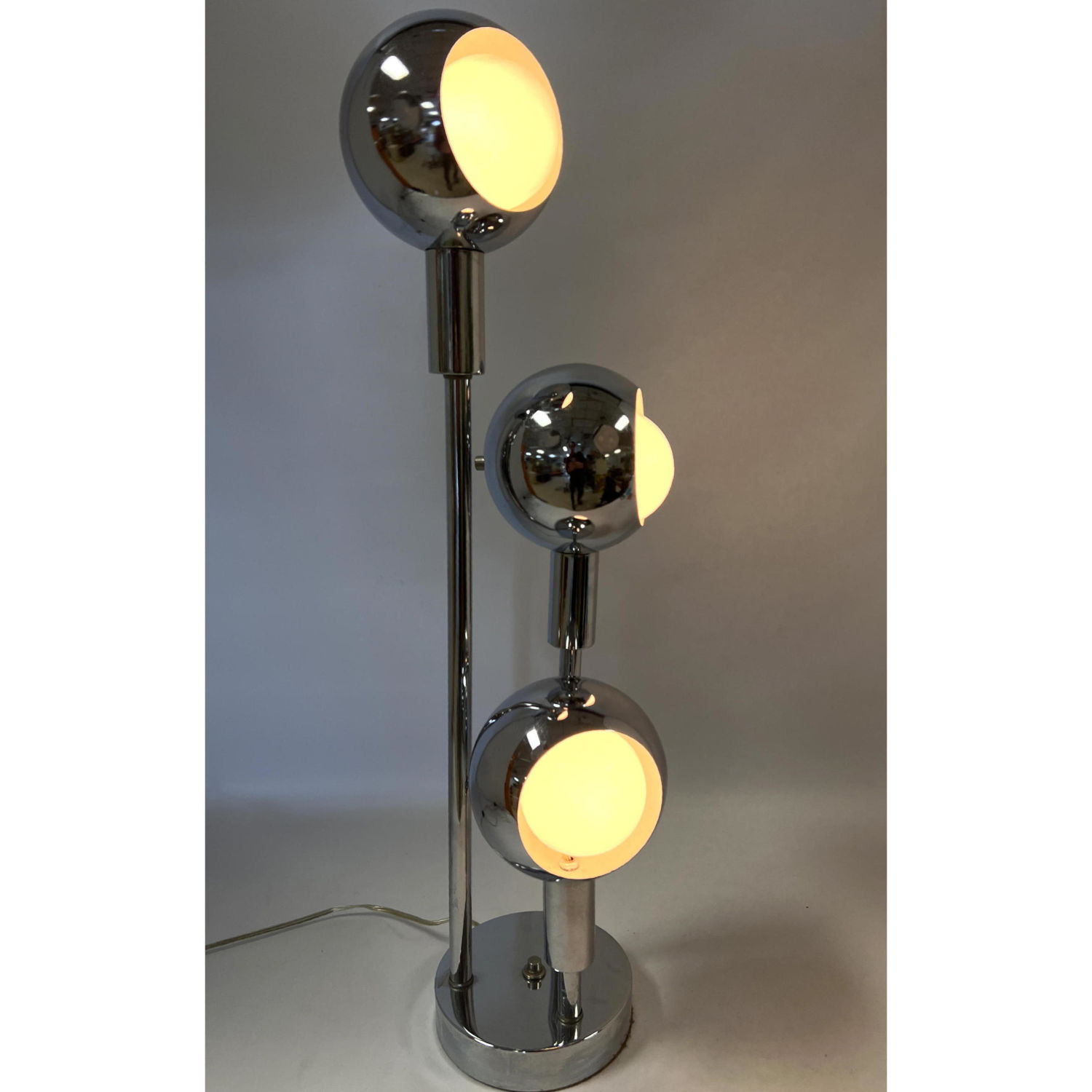 70's Chrome Ball Modernist Lamp.